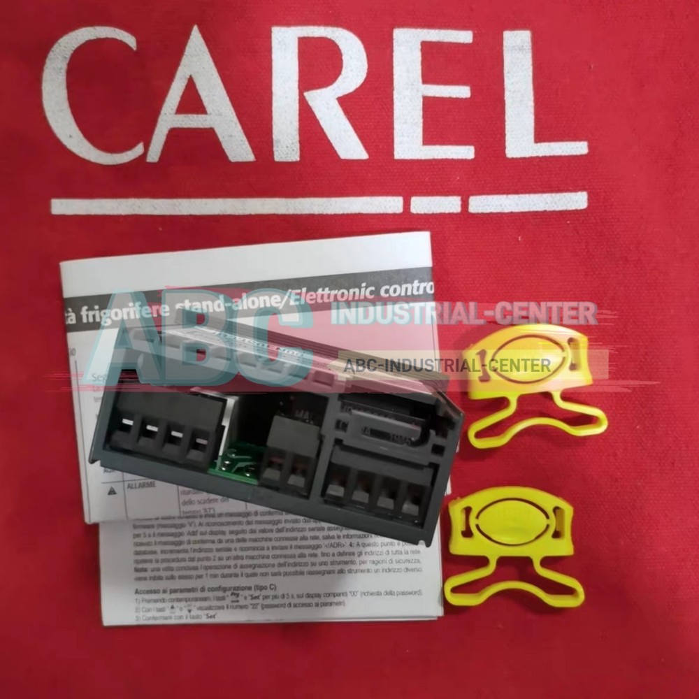 1PCS New CAREL IR33S0EN00 Control operation panel#