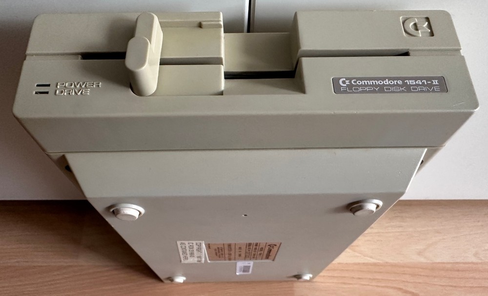 Commodore 1541-II Disk Drive for C64 Tested, Defect #05 26