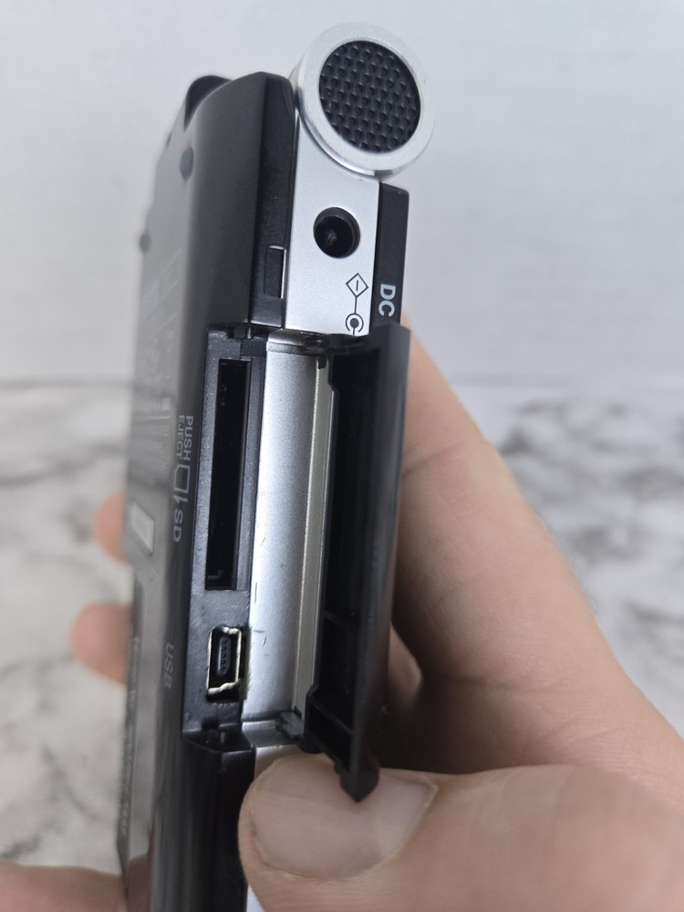 Tascam (DR-1) Portable Digital Recorder (READ) UNTESTED