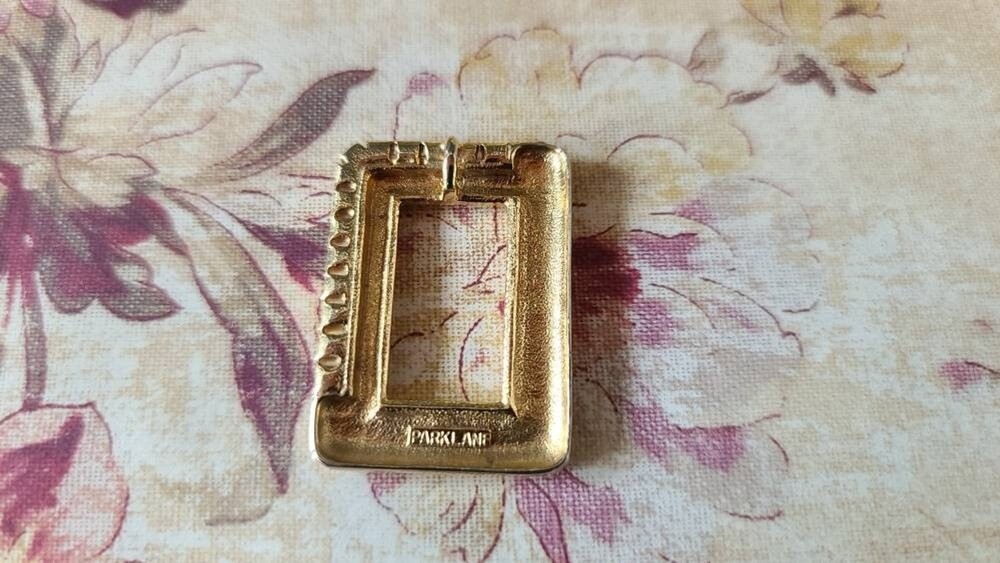 Parklane Rectangular Rhinestone Gold Pendant
