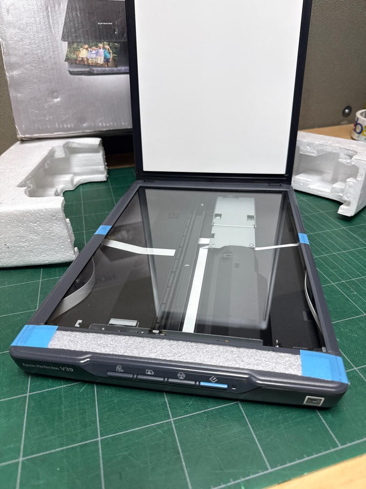Epson Perfection V39 Photo Document Scanner USB Powered Flatbed Scanner BOX EUC