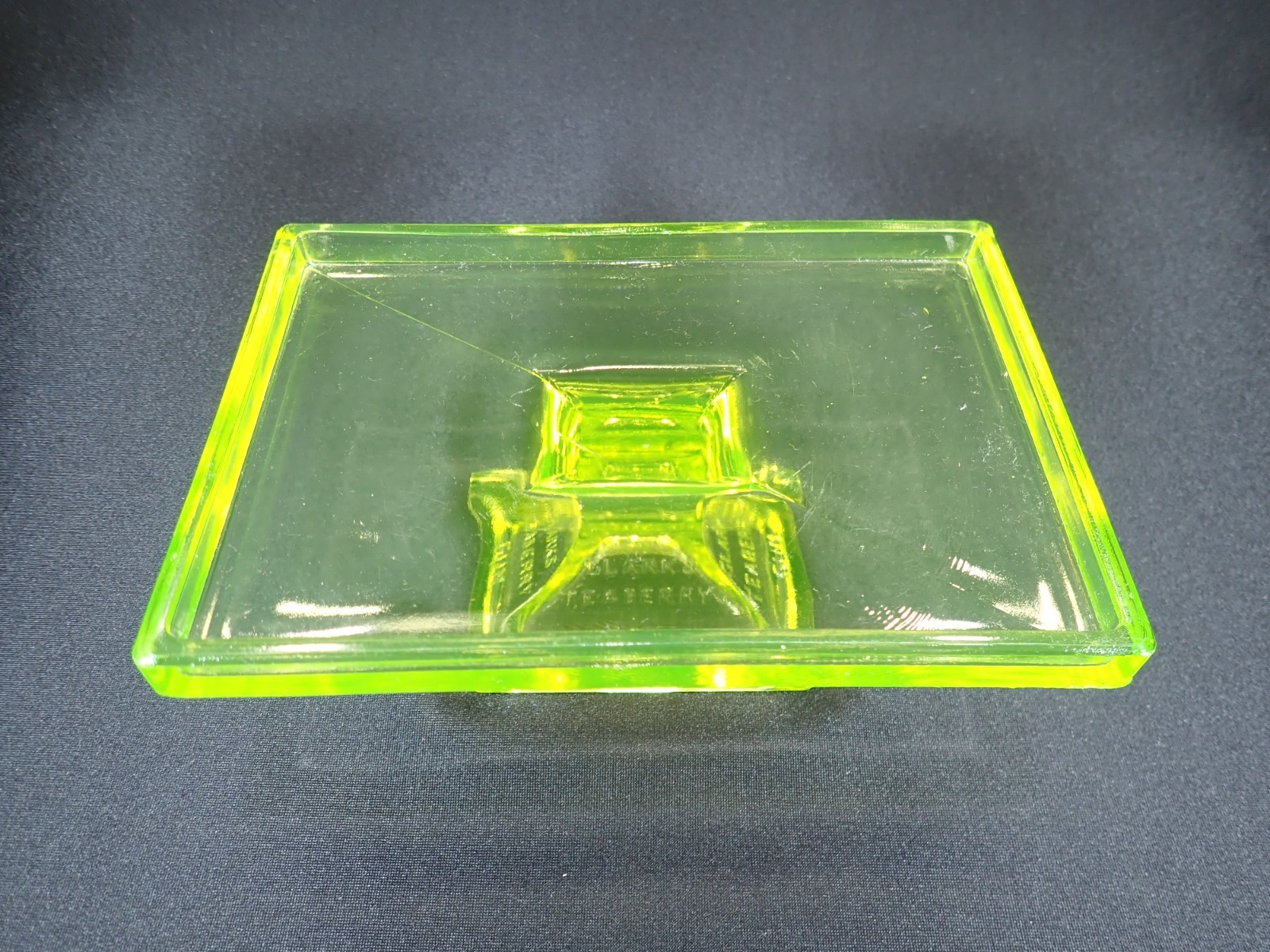 Vintage Clark's Teaberry Gum Vaseline Glass Stand Pedestal Display Excellent