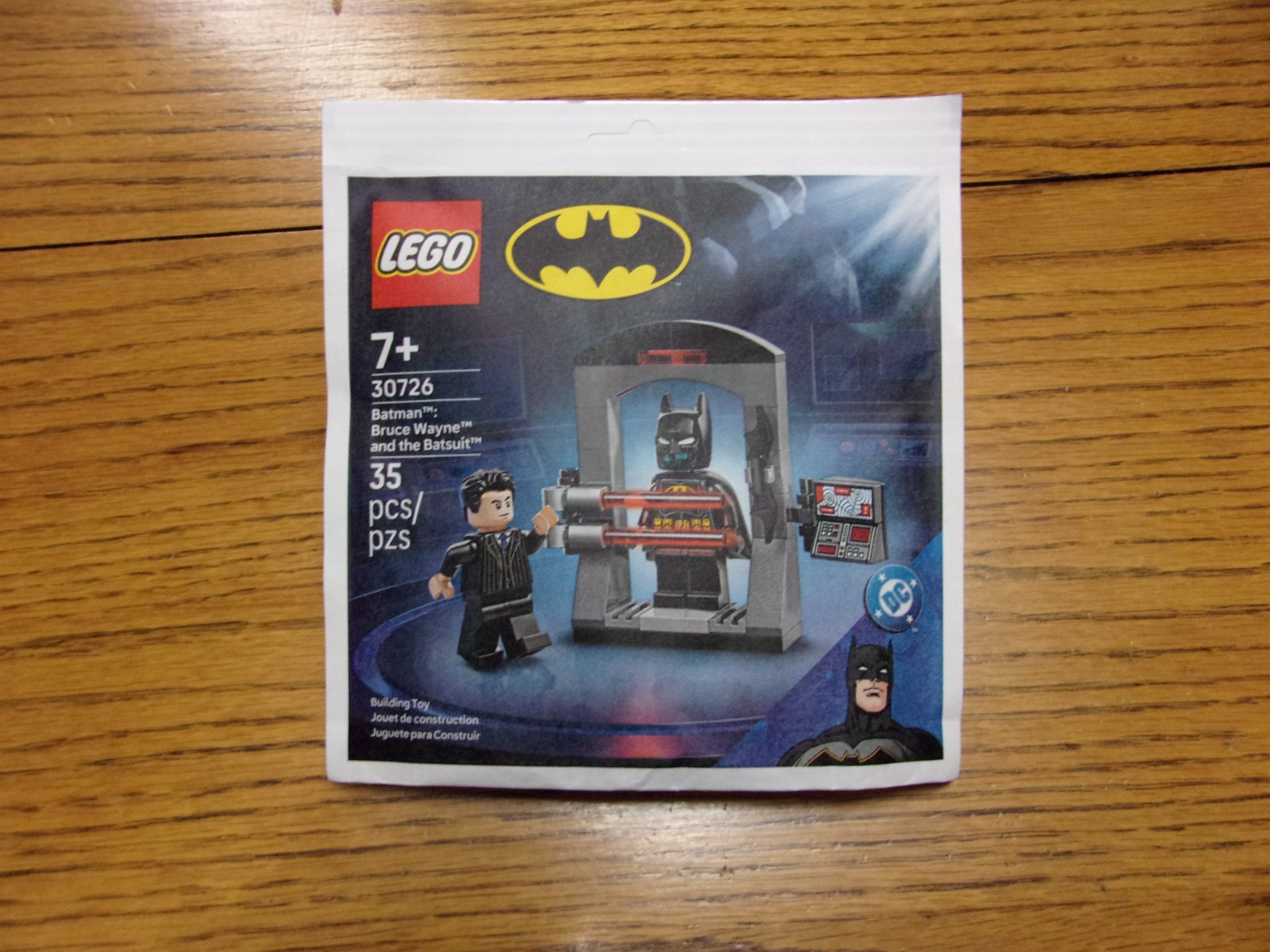 In Hand New 2026 Lego DC 30726 Batman:Bruce Wayne and the Suit Paperbag Set