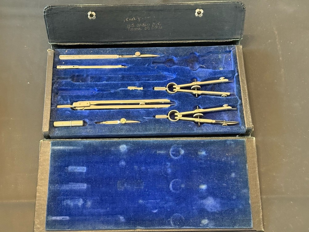 Vintage Charvos No 814 Drafting Compass Set USA w Case