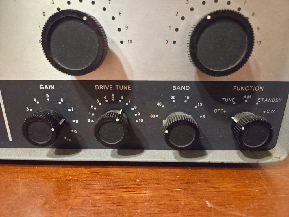 Knight T-60 Ham Radio Transmitter Allied Radio 6-80 Meter CW AM Tube POWERS ON