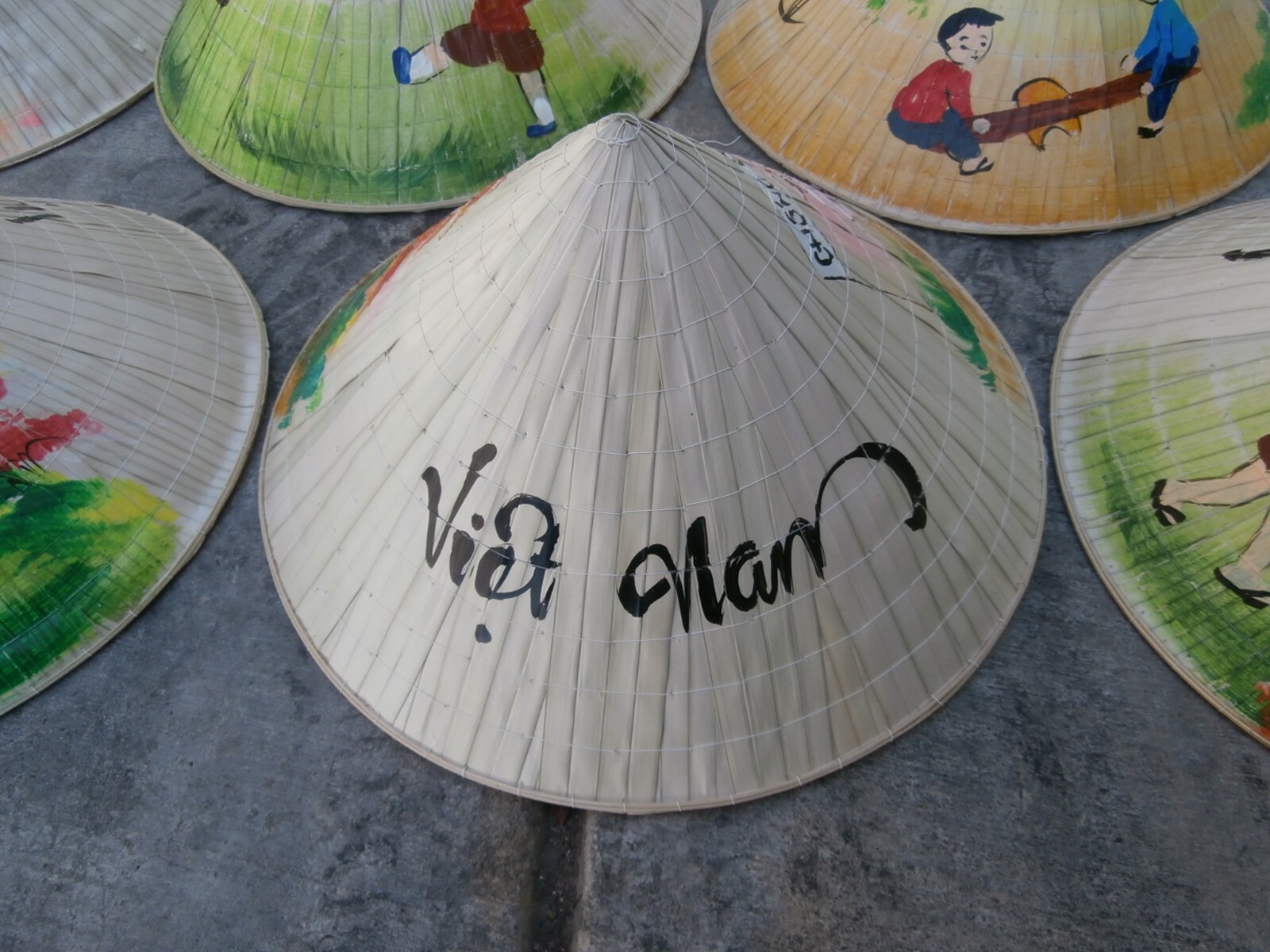 vietnamese bamboo palm leaf conical hat (non la) w/hand painted pictures for kid