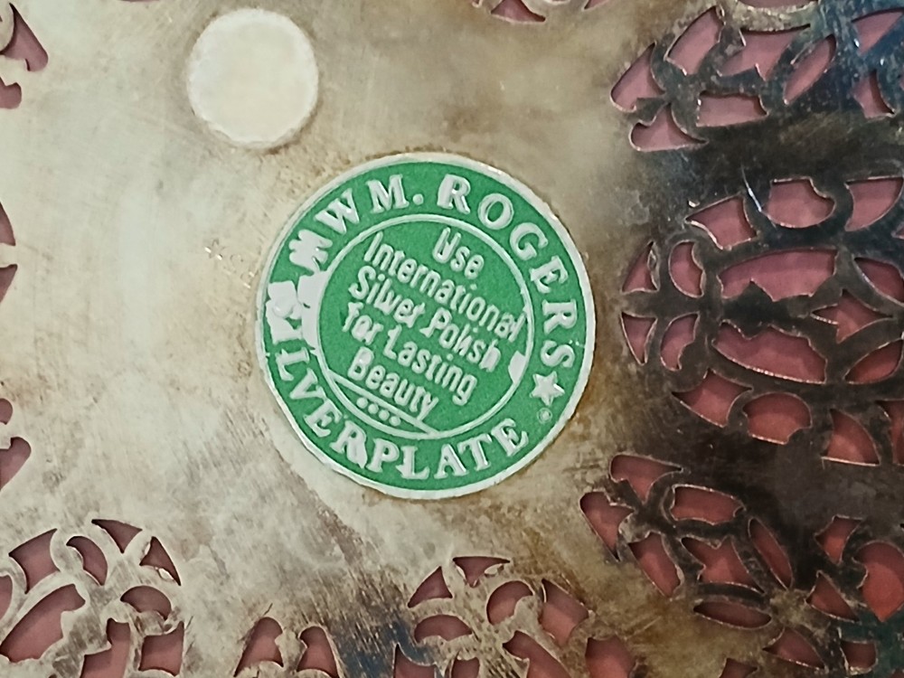 Vintage WM Rogers Silverplate, Lacy Pattern, Footed Trivet