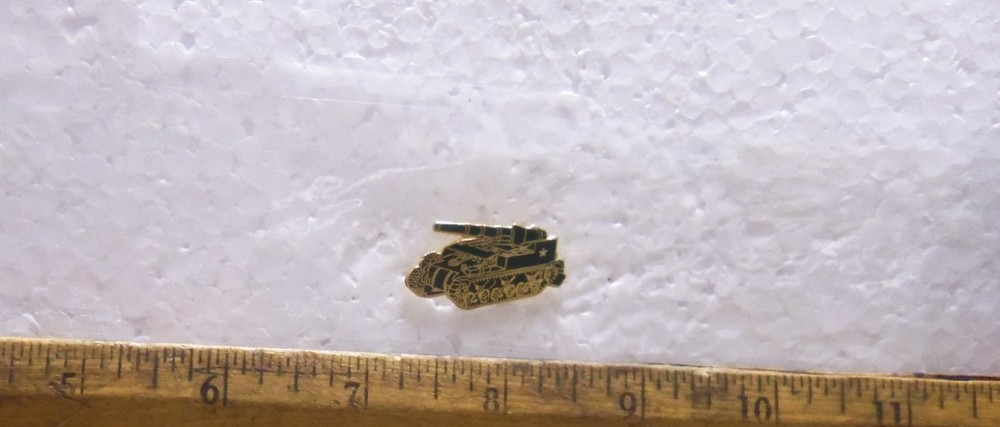 155 MM Self-Propelled Gun Pin