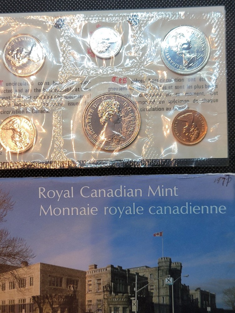 1977 CANADA MINT PROOF LIKE SET E165
