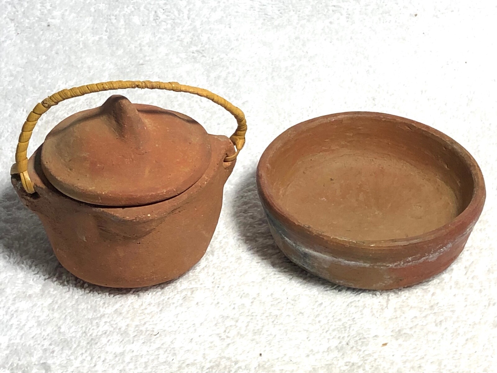 Negrito Novelty Pottery Indigenous Philippines Red Terra Cotta Bowl Pot Wicker H