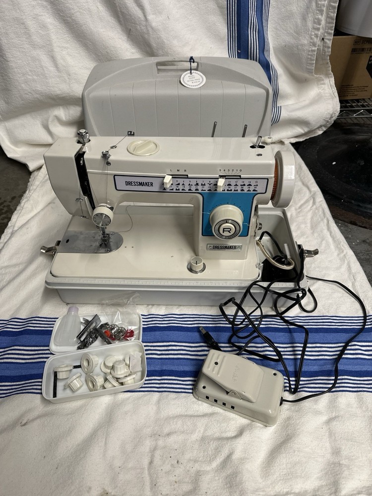Vintage Dressmaker Sewing Machine Model S2402