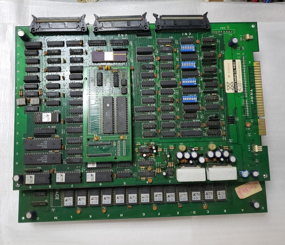 CAPCOM COMMANDO HARDWARE PCB (not working ) Arcade Original Video Game