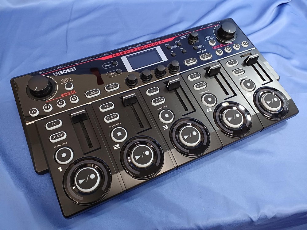 BOSS RC-505 MK2 Tabletop Loop Station Professional Multi-Track Looper