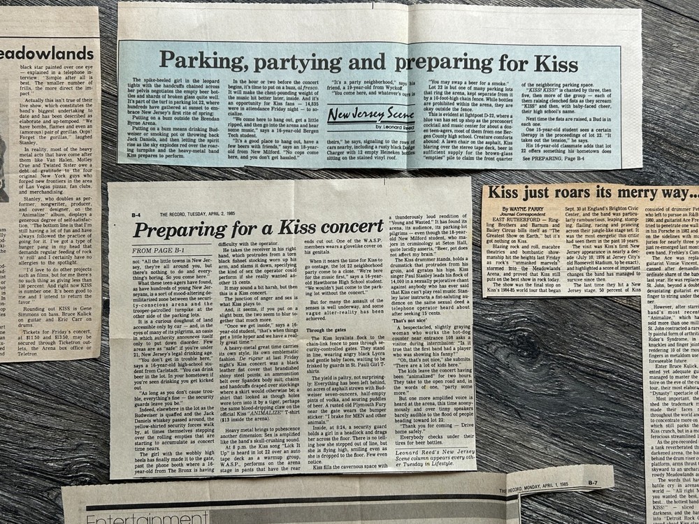 KISS Concert Clipping Animalize Tour Meadowlands NJ 1985 Lot Vintage Kiss WASP