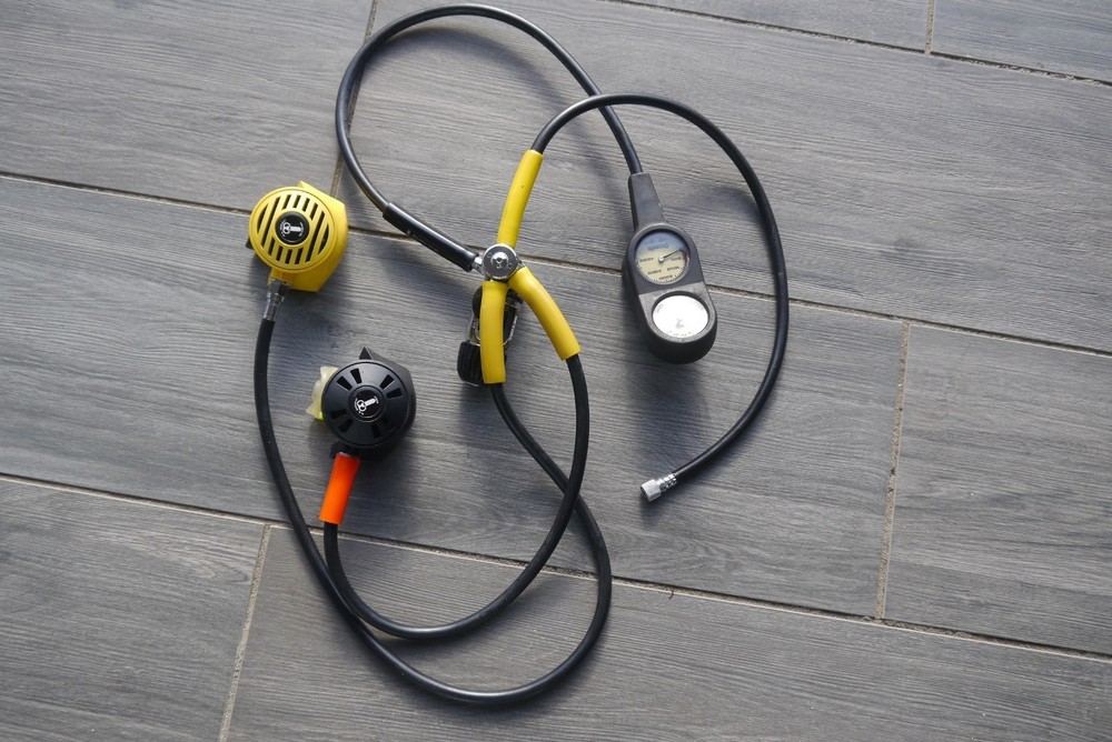 US Divers Regulators, Octopus, Oceanic Guage Console & Inflator Hose