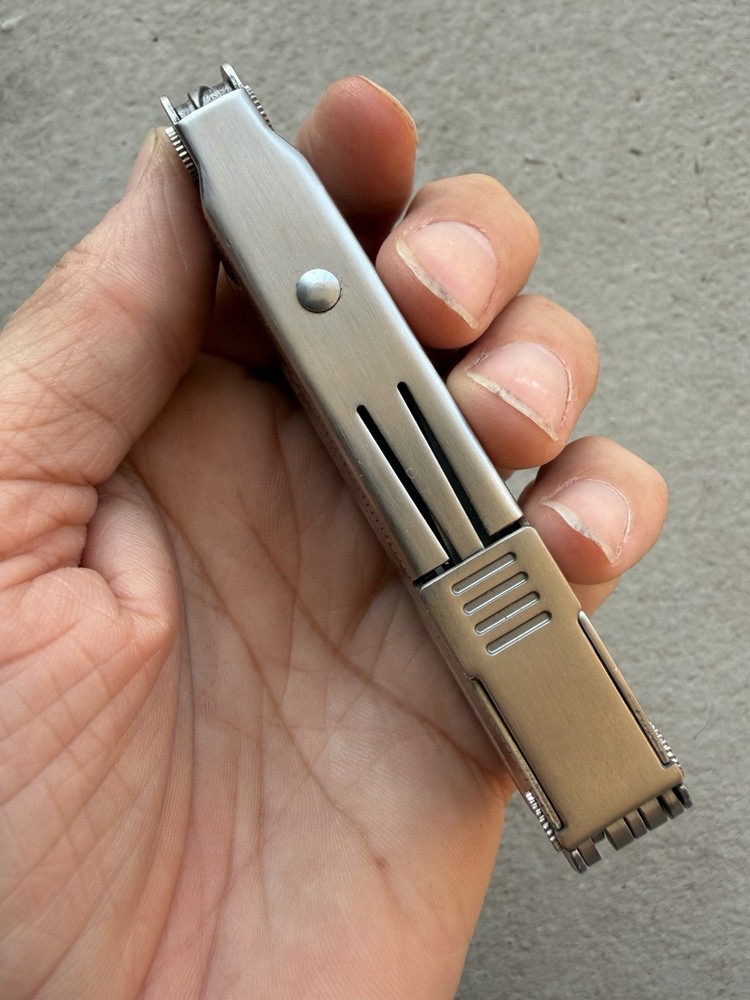 LEATHERMAN 'REBAR' AD/PROMO HUBER ENGINEERED WOODS STAINLESS MULTITOOL 17 TOOLS