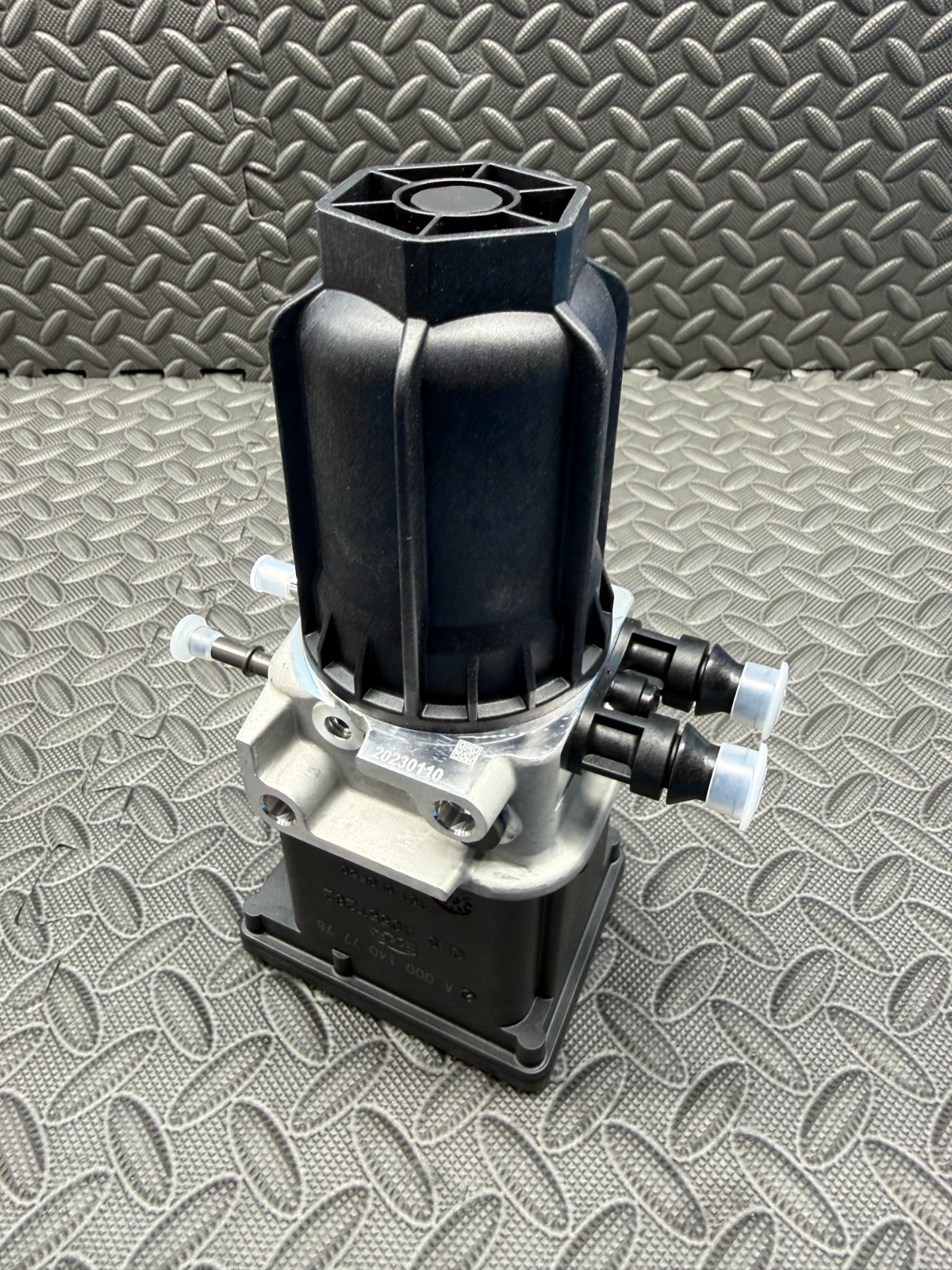 Genuine Detroit Diesel EA0001408078 Diesel Exhaust Fluid Pump Supply Unit