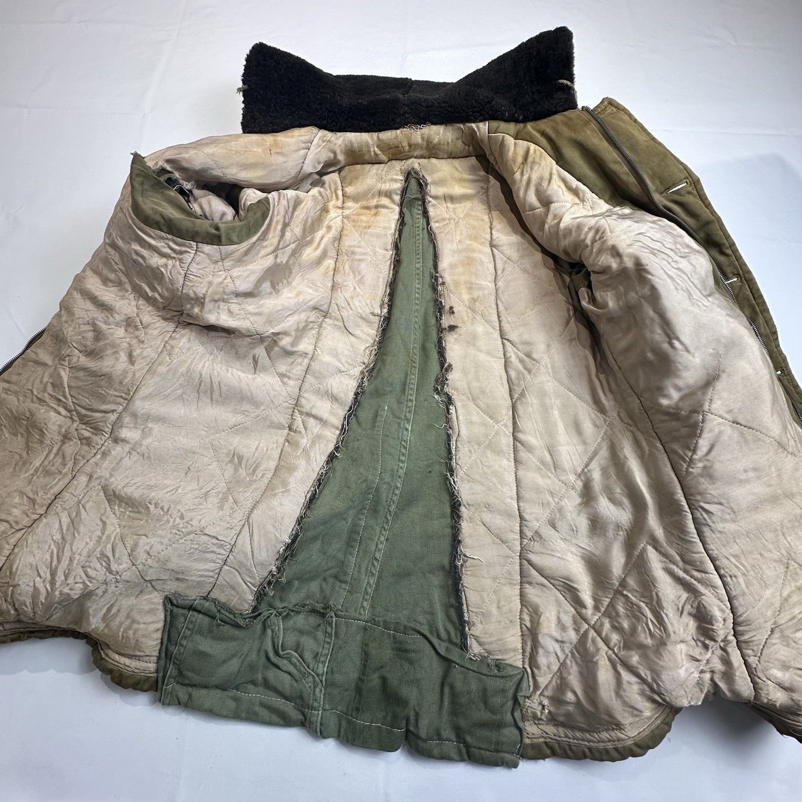 VTG WWII US Military B-9 Parka Cold Weather Jacket L Altered Distressed