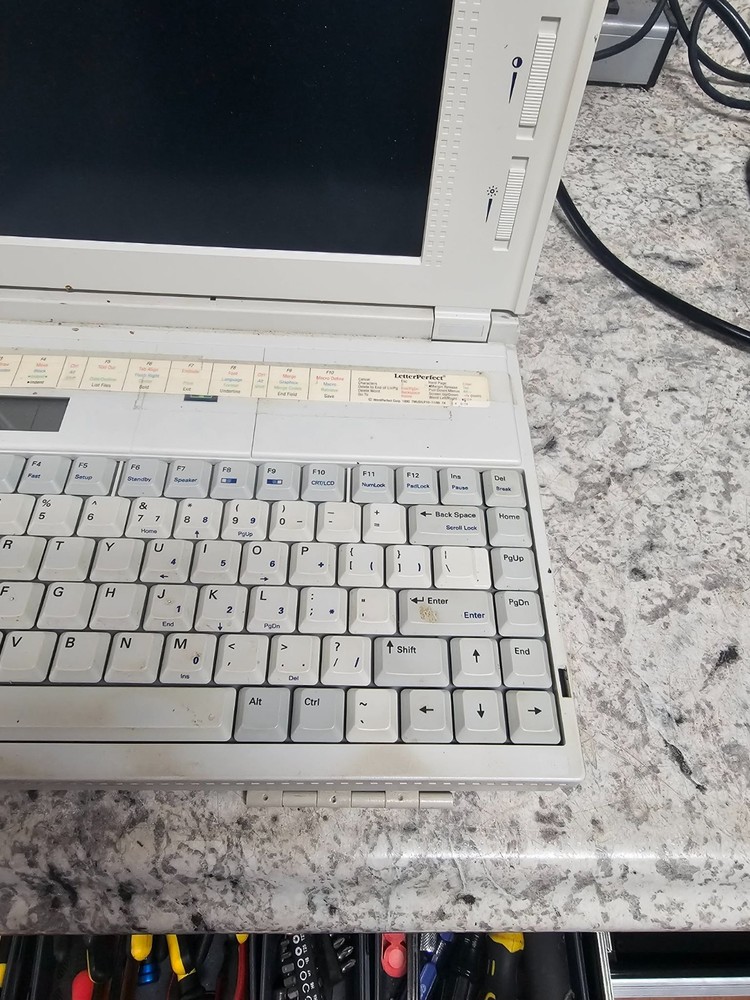 Clean Retro Vintage Zenith Data Laptop Note 325 L Model ZWL-3250 - Untested Tech