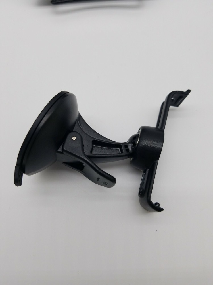 Garmin nuvi 1350 Automotive Mountable Bundle