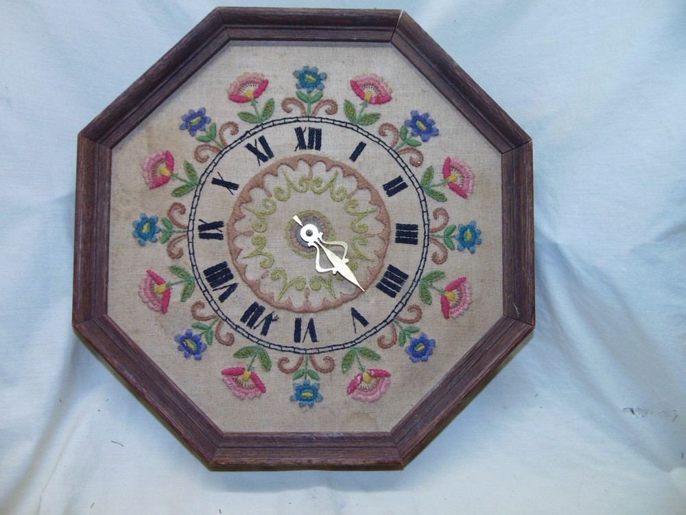Vintage Handmade Floral Needlepoint Framed Clock~~AS IS~~Does Not Work