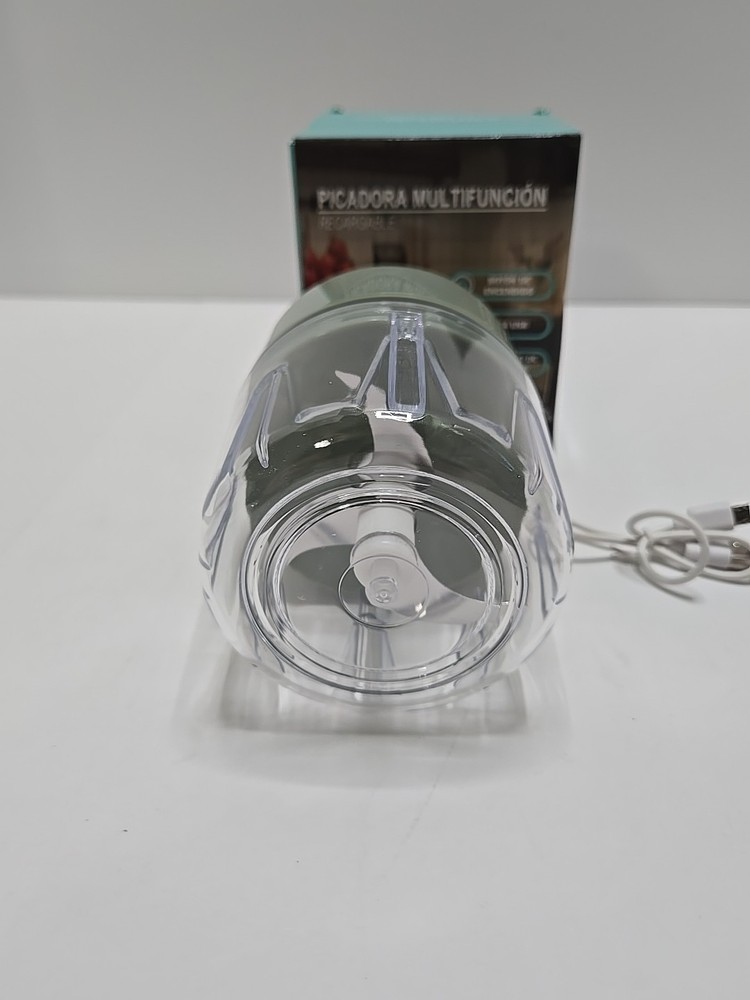 Electric Mini USB Rechargeable Vegetable Food Chopper Processor Open Box 100 mL
