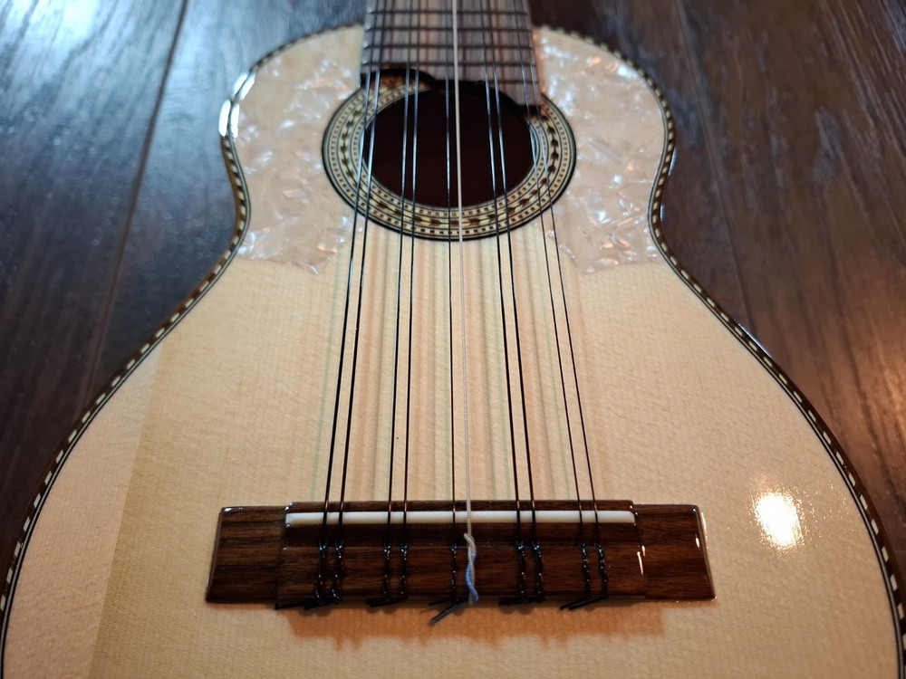 Professional Charango Made by Luthier Suarez includes Soft Gig Bag - Pro Set-Up