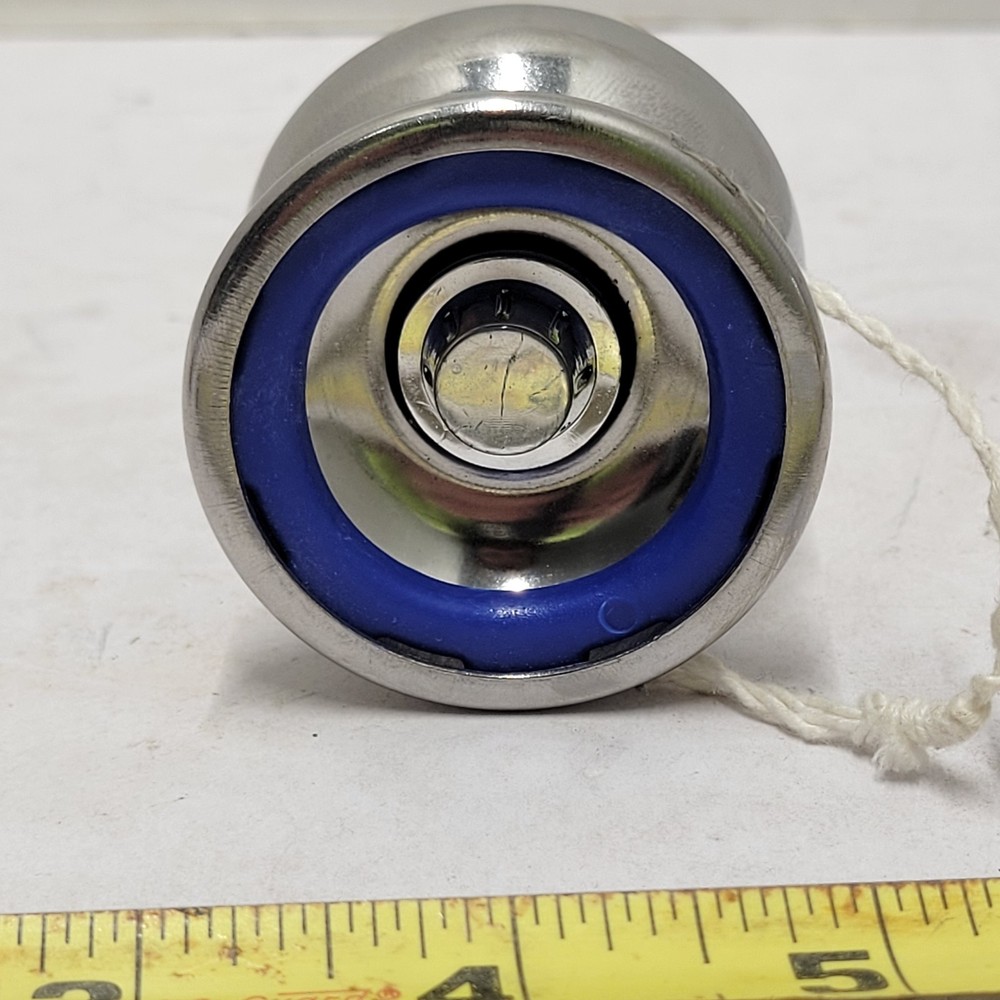 Schylling Retro YO-YO Classic Metal Blue/Silver