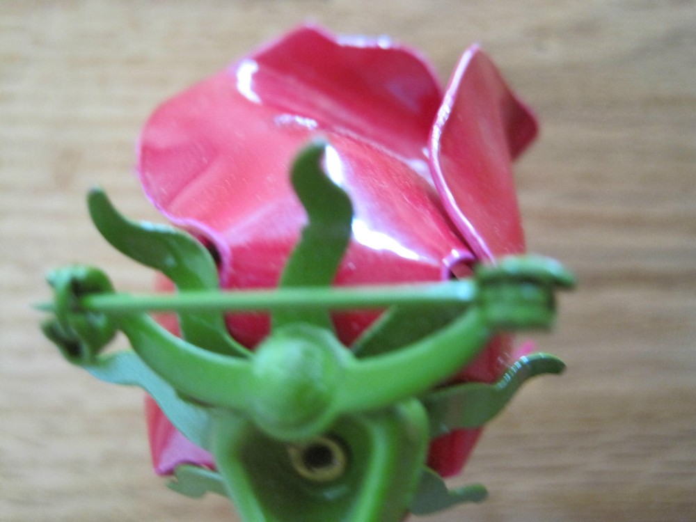 Rose Pin Pink Realistic Size