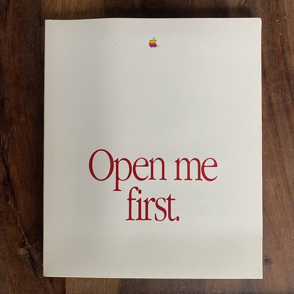 Apple Macintosh SE Owner's Guide Manual w/ Software Floppy Disk Set Vintage