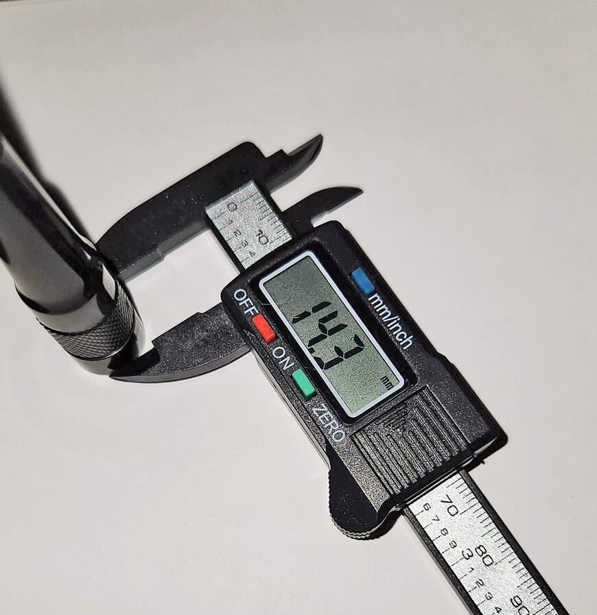 2X ABBREE AM-771 144MHz/222/435MHz Triband Whip Tri Band Antenna for Baofeng 2pc