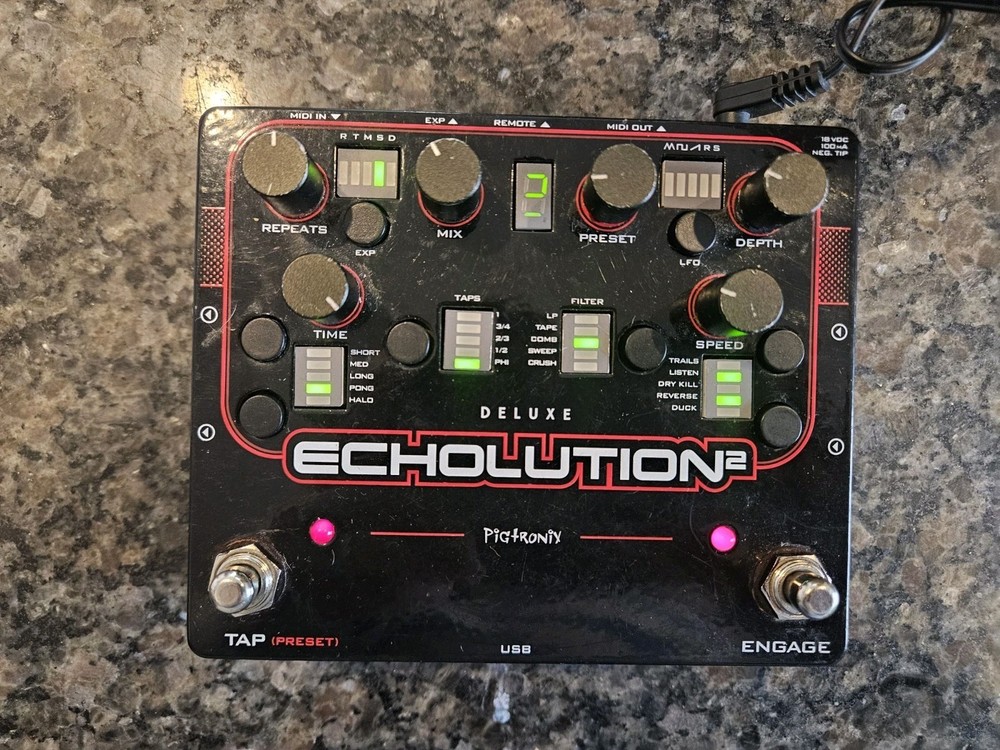 PIGTRONIX ECHOLUTION 2 Deluxe Model ED2 With Remote