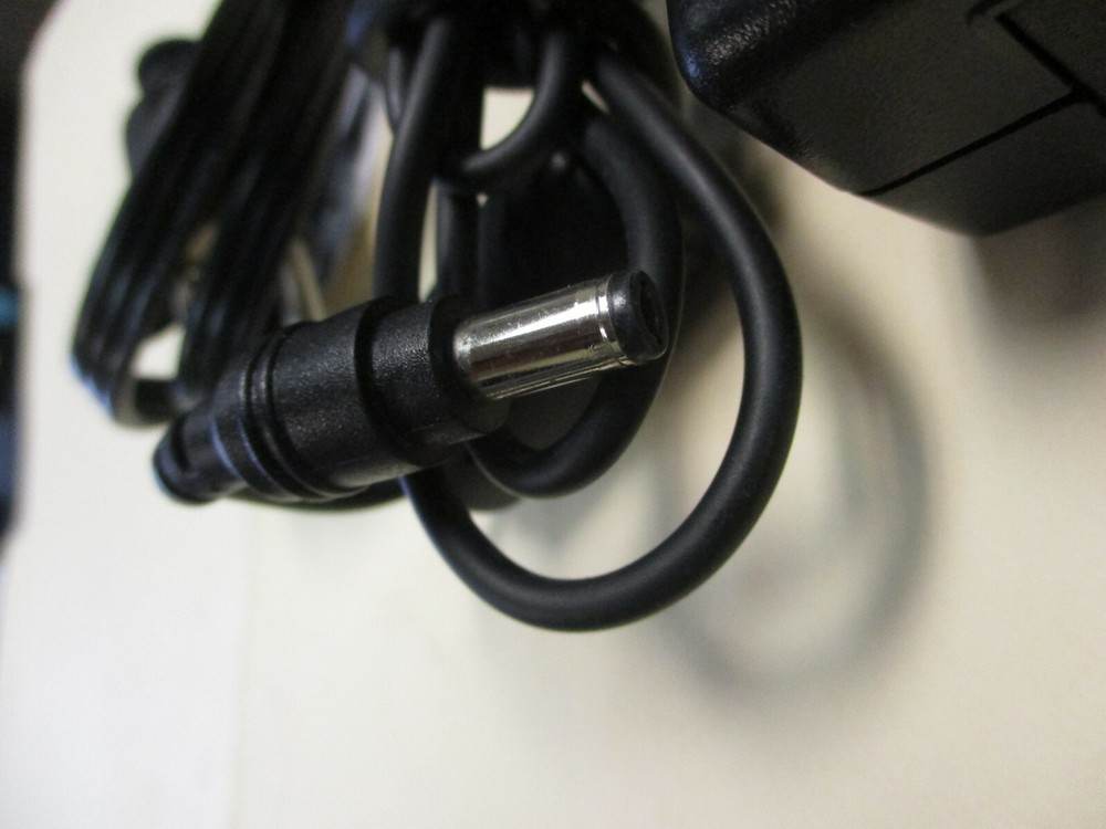 Compaq LE-9702B-01 Notebook Adapter