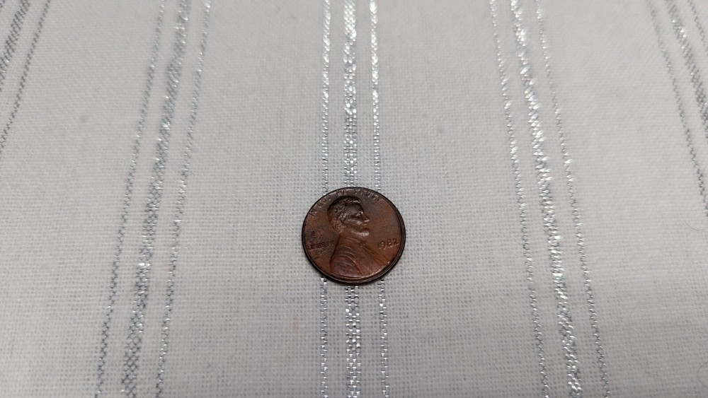coins pennies 1982