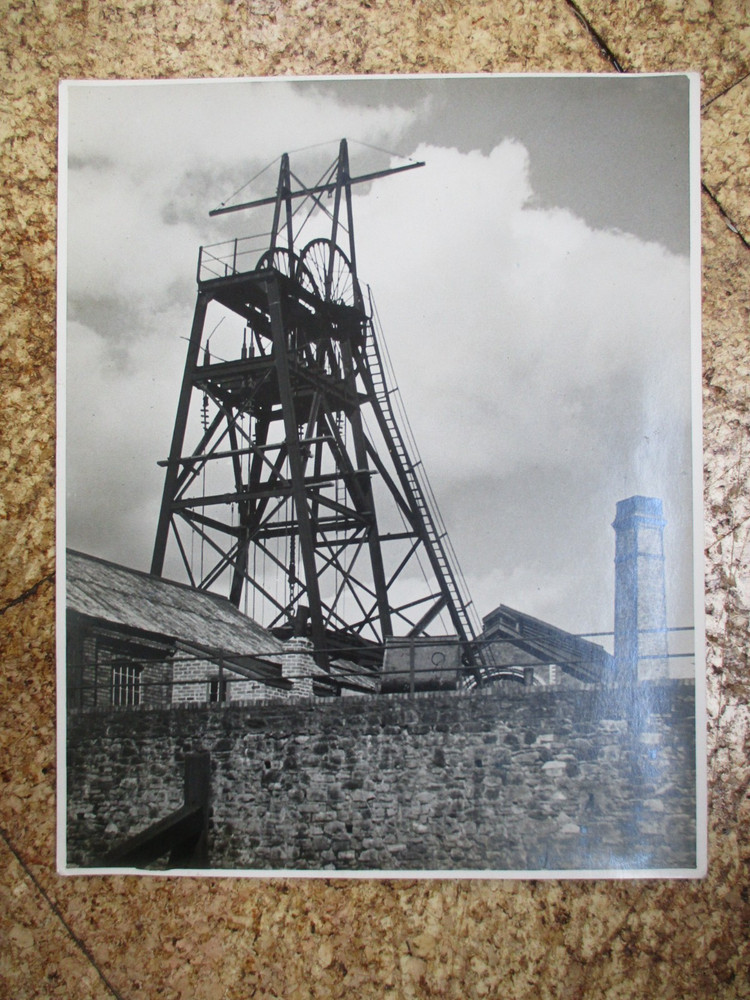 Original 8" x 10" welsh colliery photgraph