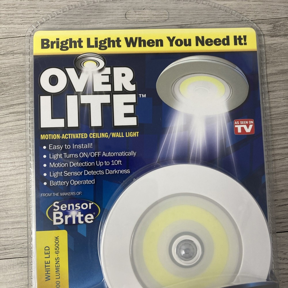 Sensor Brite Overlite Wireless Motion-Activated Ceiling/Wall LED Light NEW