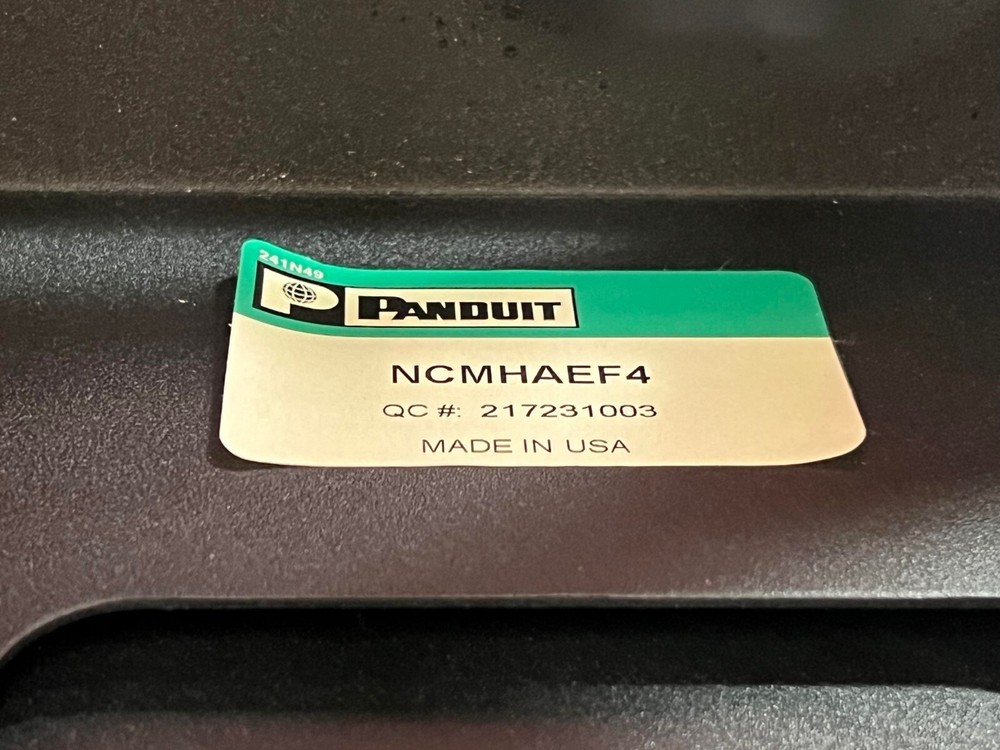 Panduit NCMHAEF4 Horizontal Cable Manager Black