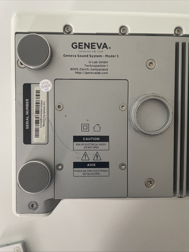 Geneva Sound System Model S White