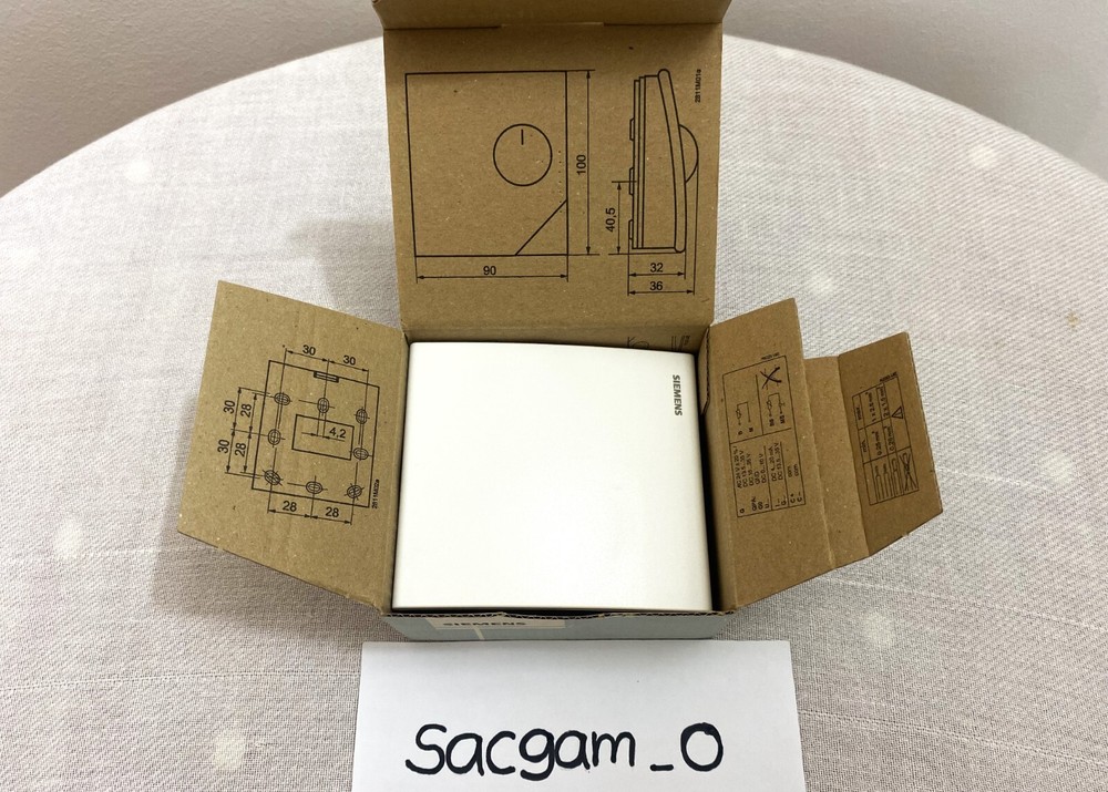 SIEMENS QPA2000 Room Air Quality Sensor CO2.