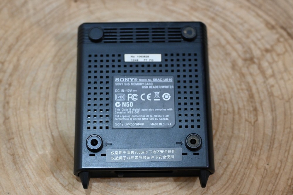 SONY SBAC-US10 SxS Memory Card USB Reader