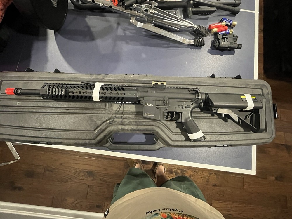 KWA kr12 + mags + peq box + sight