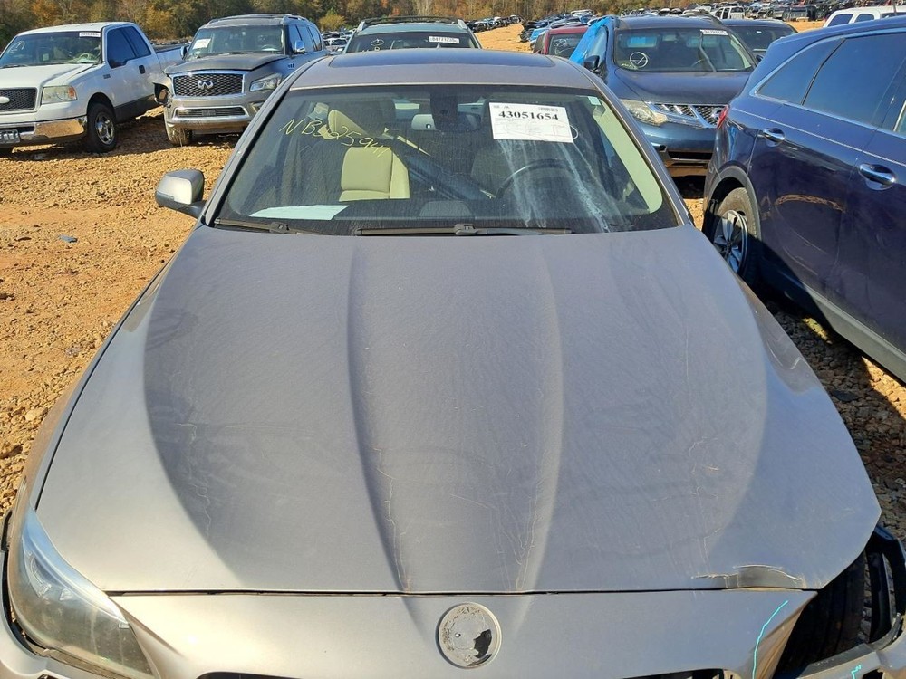 528I 2014 Glove Box 4857573