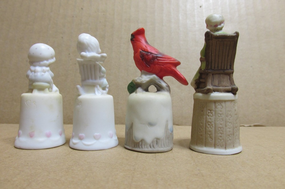 4 PORCELAIN DECORATIVE ENESCO THIMBLES