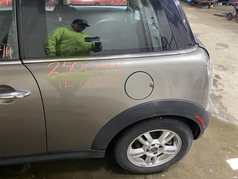 Used A/C Selector Switch fits: 2011 Mini COOPER w/AC w/o automatic temperature c