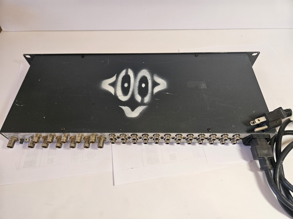 Comprehensive Video CVG-ARII Distribution Amplifier