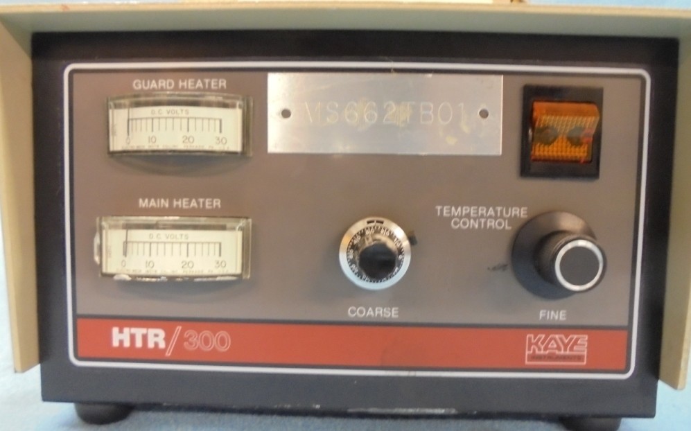 KAYE INSTRUMENTS TEMPERATURE BATH, HTR-300A CALIBRATION BLOCK, 300 DEG. CELSIUS