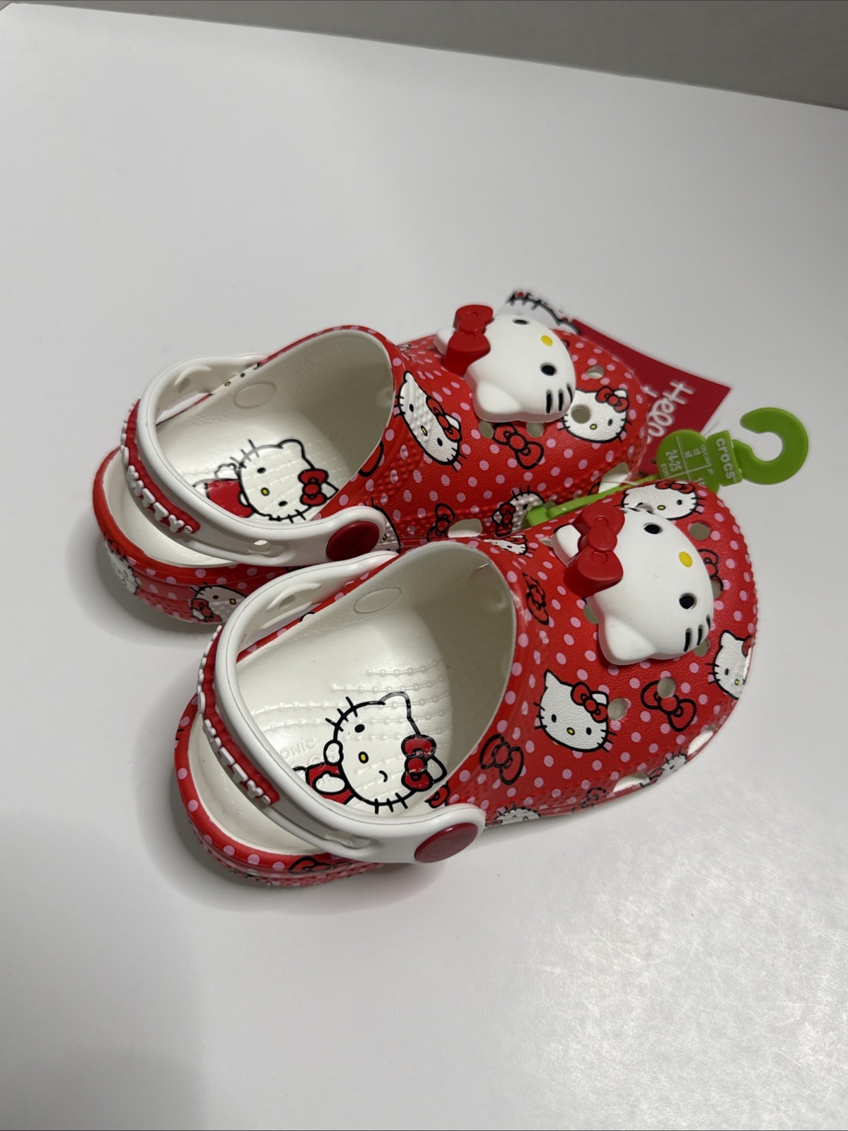 Tolddler Kids Crocs x Hello Kitty Red Classic Clog Brand New With Tags