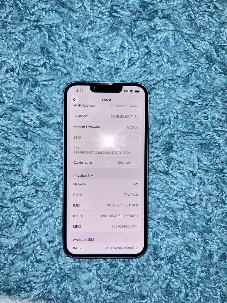 Apple Iphone & Accessories Bundle
