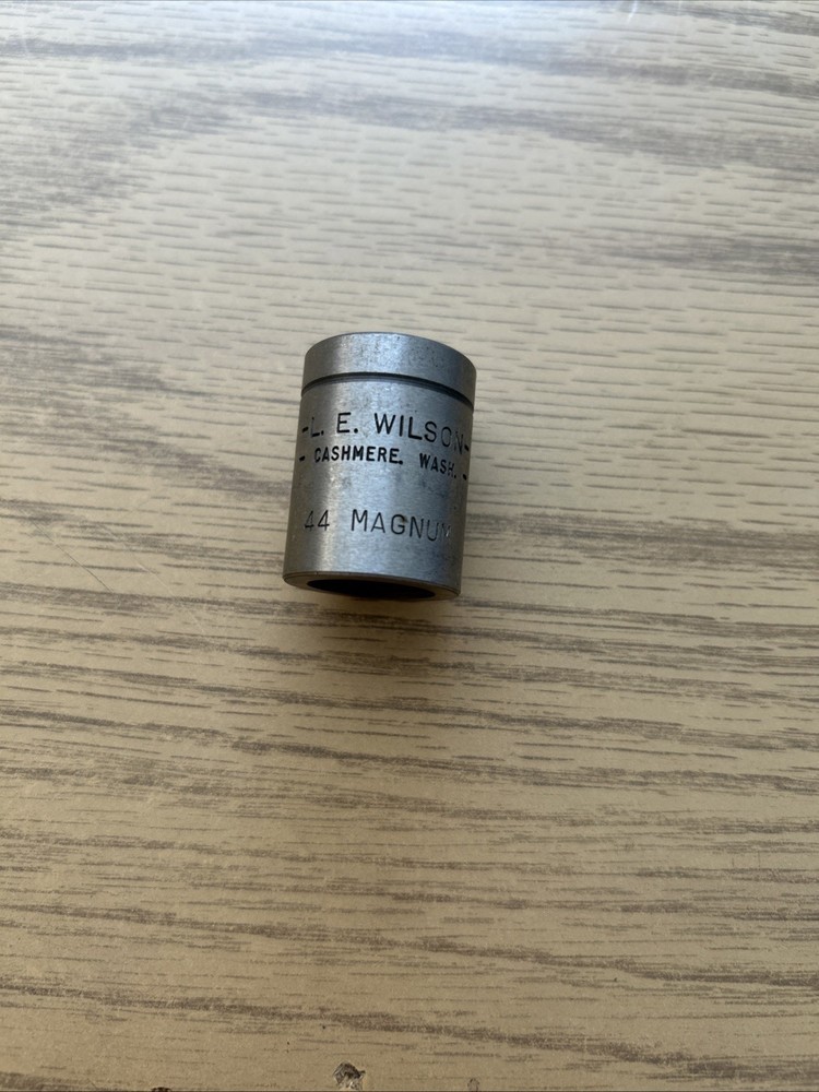 L.E. WILSON TRIMMER CASE HOLDER . 44 MAGNUM