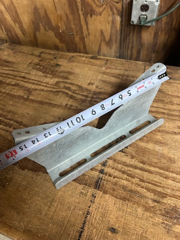 (1) Pontoon V Wing Bracket Bunk Bolster Trailer - Tie Down Engineering - 86561